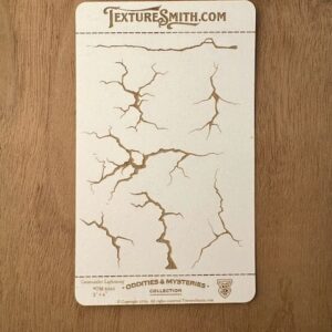 Card displaying realistic crack texture patterns on a wooden surface.