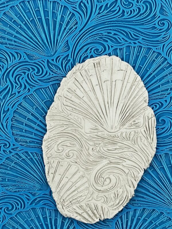 Scallop Swirl D