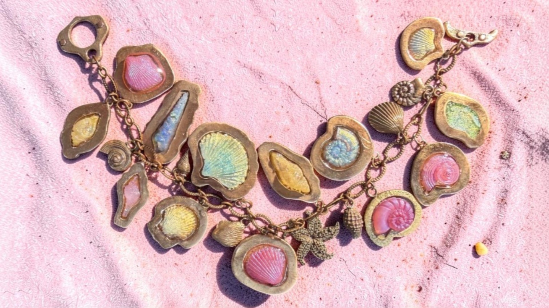 Charm Metal clay bracelet in pink sand